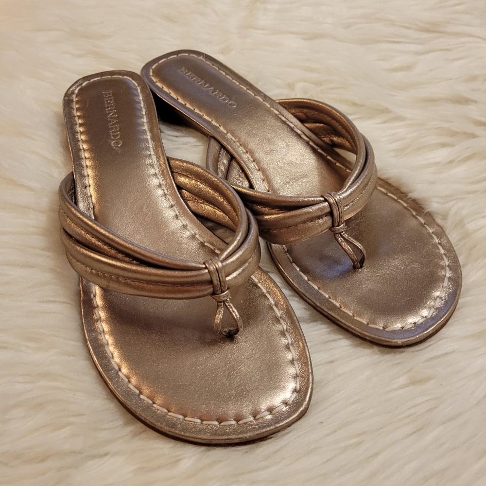 Bernardo Miami Sandal - platinum